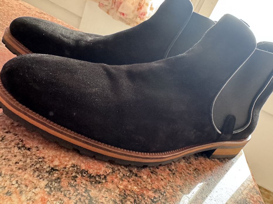 Ghete 41/42 piele intoarsa