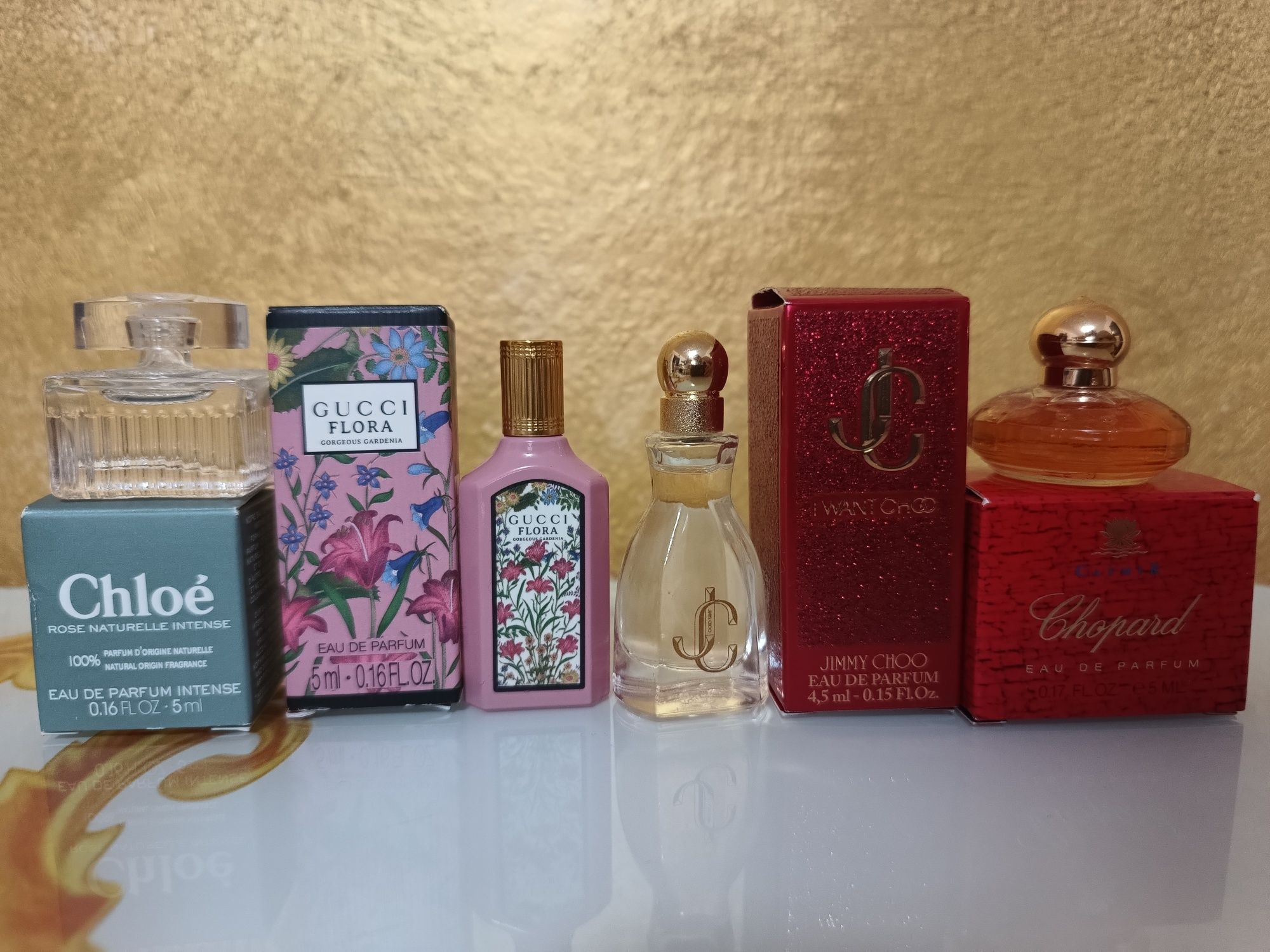 Miniaturi de parfum