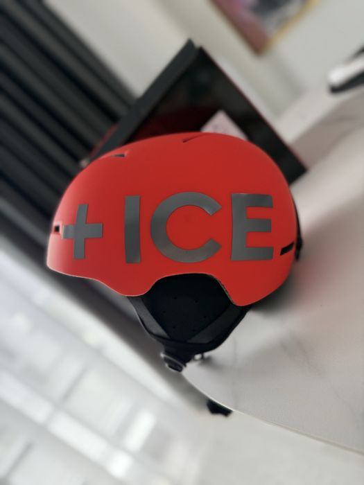 Casca protectie ( sky , bicicleta )