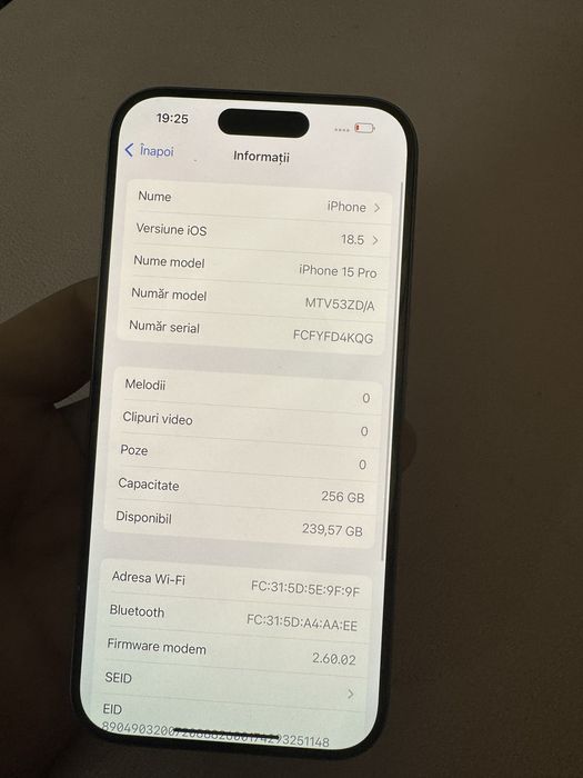 iPhone 15 Pro 256 GB impecabil, fără uzură, baterie 89%