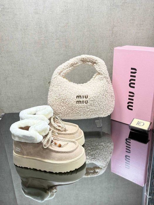 Ghete dama cu geanta la set miu