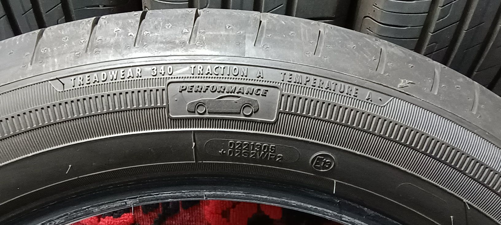 Anvelope vara 215/55r18