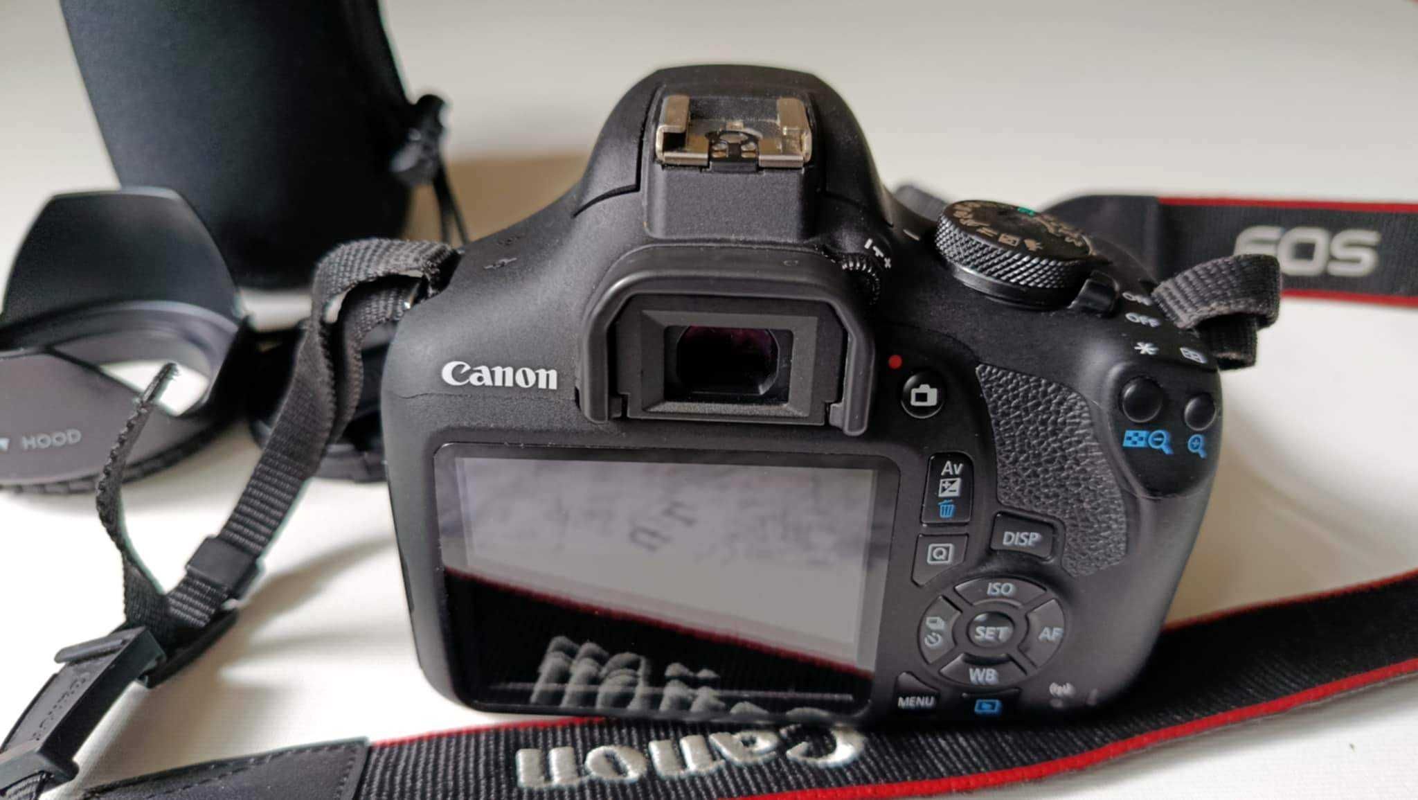 DSLR Canon EOS 2000D,24.1 MP, Negru + Obiectiv EF-S 18-55mm IS II