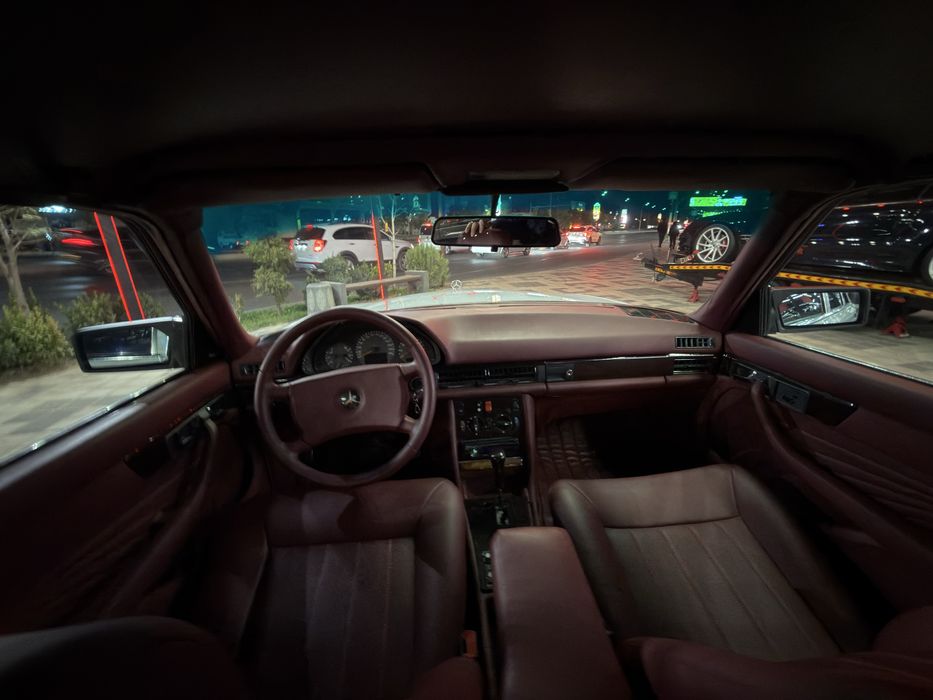 Mercedes w126 diplomat