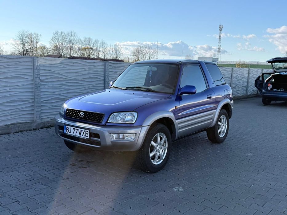 Toyota raw 4, 2.0 benzina 126 Cp