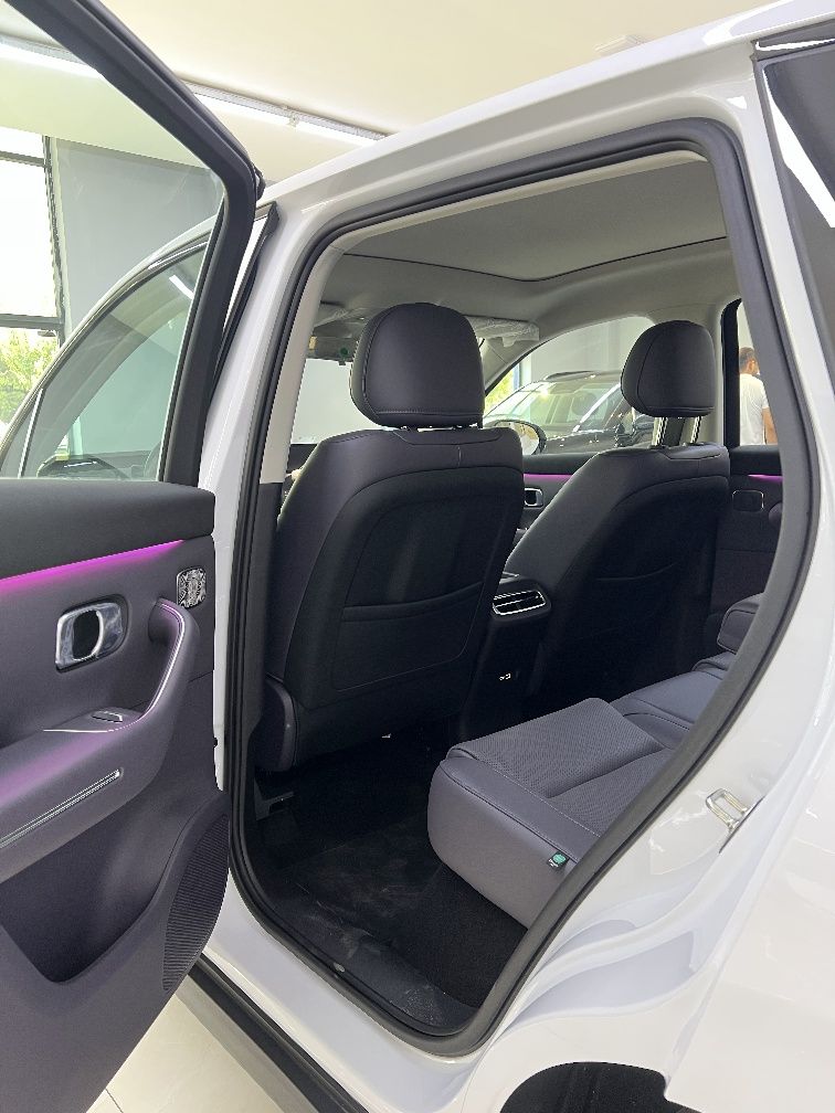 Leapmotor C10 elektr smart dop opsiya  Nalichi bor 3yil garantiya
