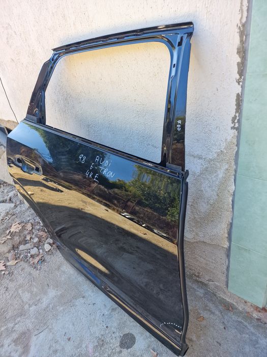 Audi  Q8 E-tron 4KE задна дясна и лява врата