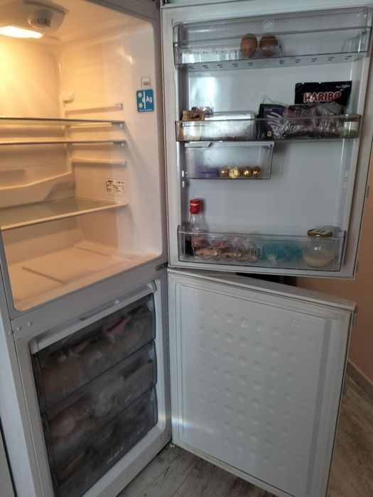 Хладилник и фризер BEKO