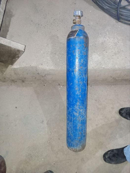 Продаётся кислородный баллон