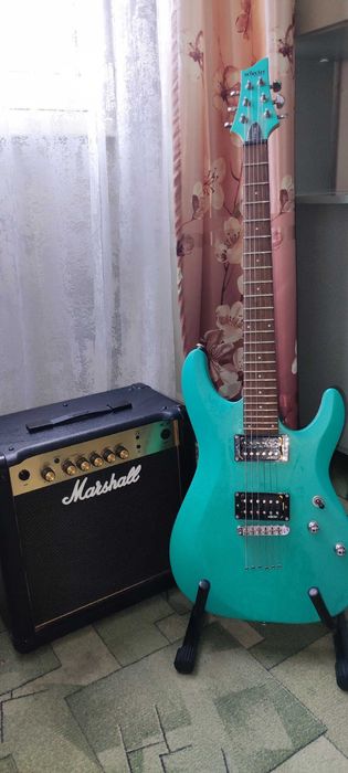Продам Электрогитару с усилителем