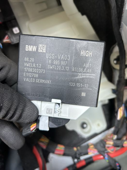 Modul senzori parcare BMW G30