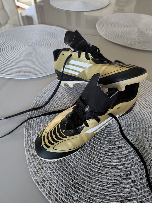 Бутонки adidas 36 и 2/3