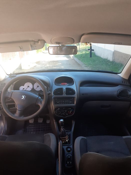 Peugeot 206 anul 2006
