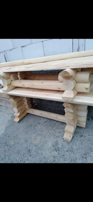 Продам стол с лавками из оцилиндрованного бревна