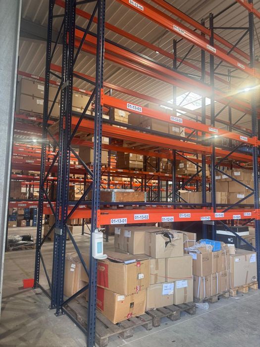 Rafturi metalice industriale