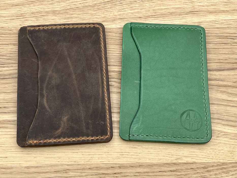 Vand portofel minimalist din piele