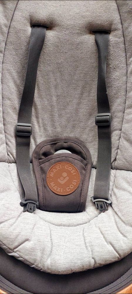 Maxi-Cosi Люлка за новородено Cassia - Essential Graphite P1434420