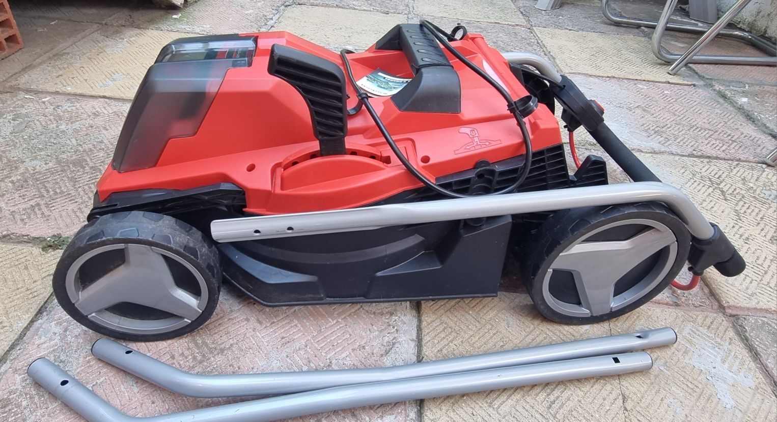 Акупунктурна косачка Einhell 18v