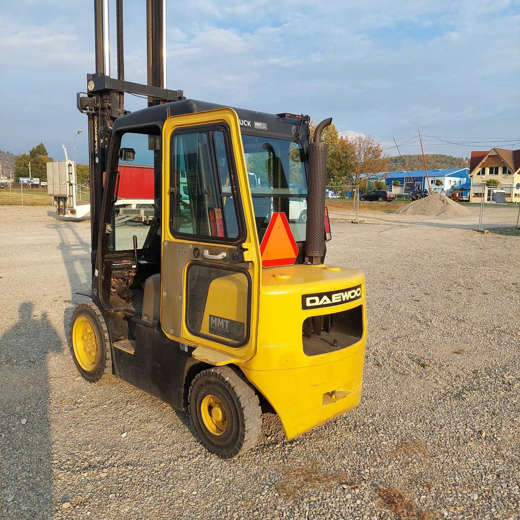 Stivuitor disel  Daewoo  D30 S   3 tone ,2004