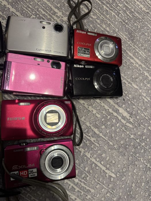 Aparate foto defecte