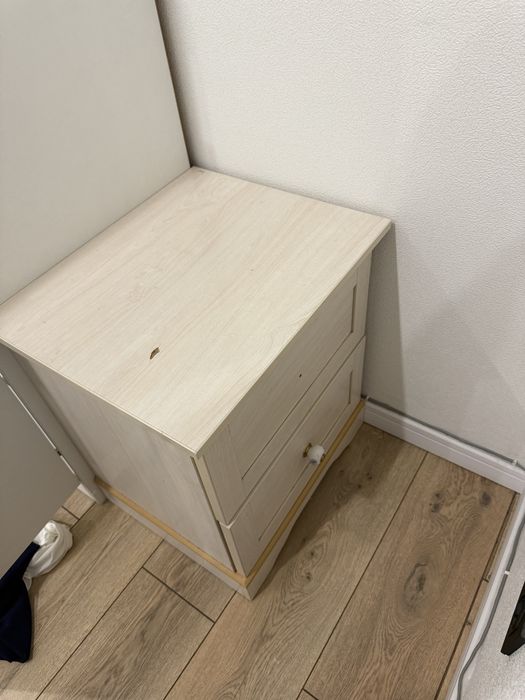 Cilek тумбочка 1 брак на фото сверху , ручки дадим, надо подкрутить