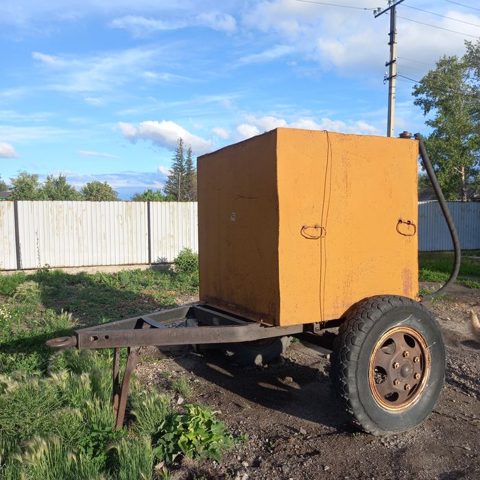 Продам прицеп заводской