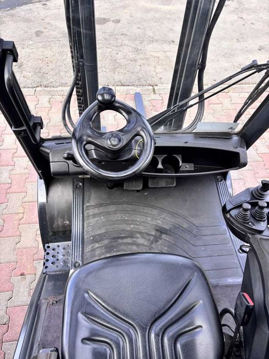 Stivuitor - Motostivuitor Linde H25D Diesel Anul fabricatiei 11/2009