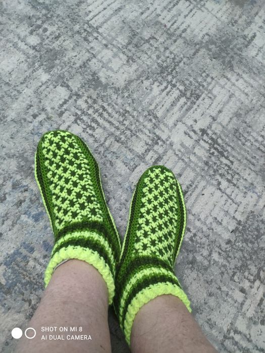 Вязаные тапки-носки