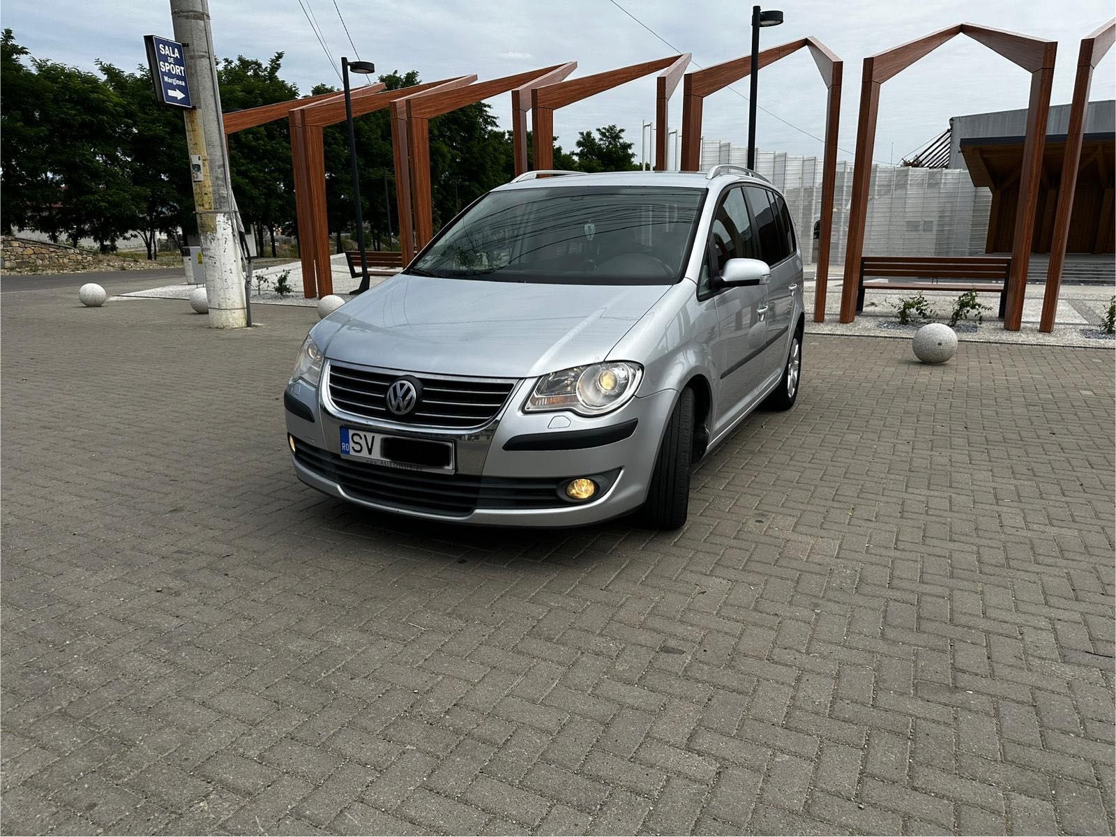 VW TOURAN 2.0TDI 140 cp cod motor BMM
