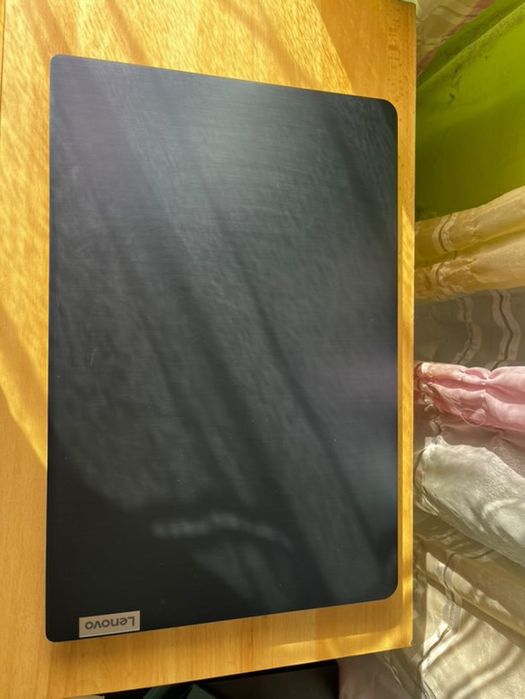 Лаптоп Levovo ideapad 3