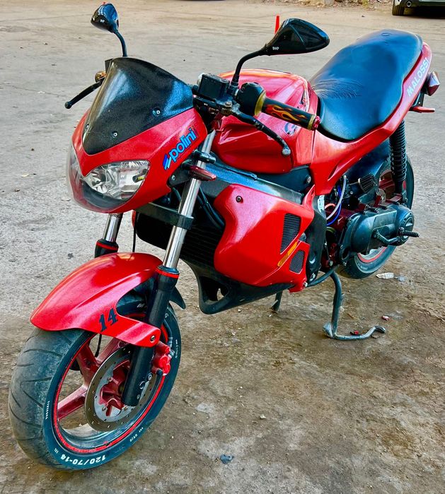 Vând Scuter Gilera DNA 50 (set 80cc) - Acte în regulă