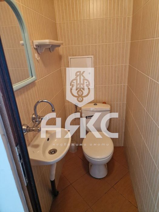 Тристаен обзаведен апартамент в кв. Дианабад до МЕТРОСТАНЦИЯ