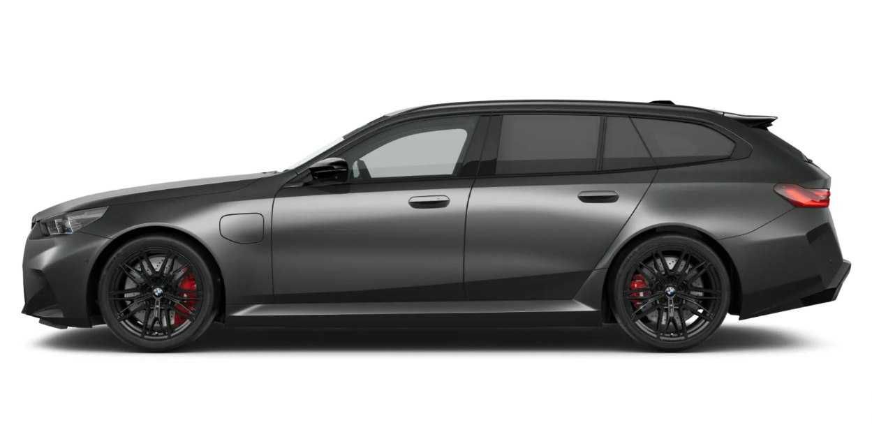 BMW M5 Touring (G99) в наличии с гарантии 2025