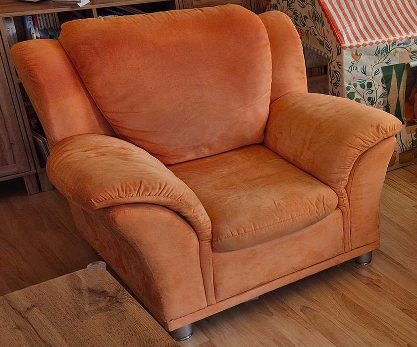 Комплект диван с фотьойл