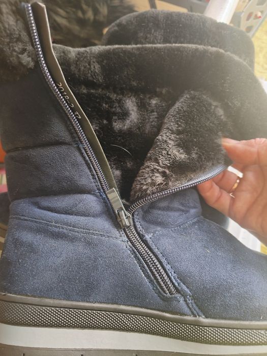 Продам бурки.новые.