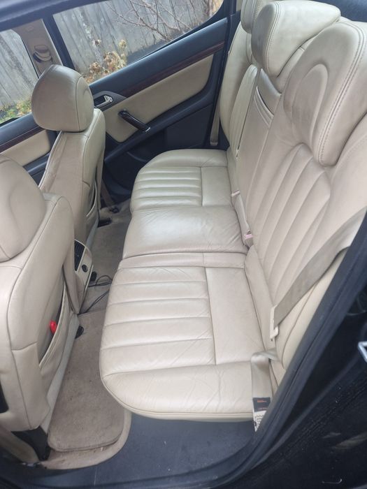 Dezmembrez peogeot 407 1.6 si 2.0