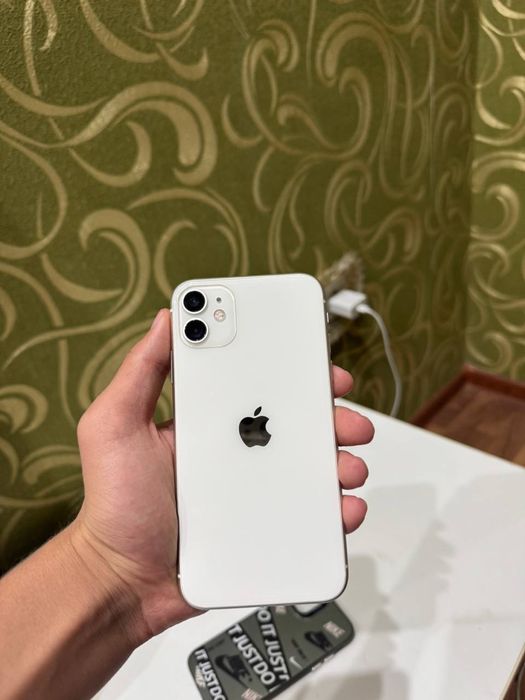 Iphone 11 64GB.
