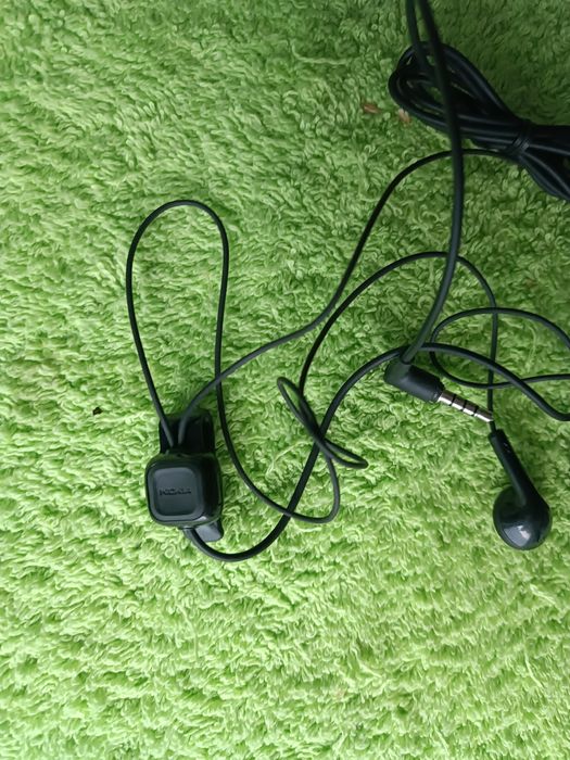 Casca Nokia cu microfon  nou