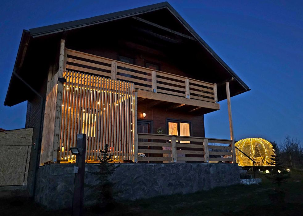 Casa cu vedere la lac