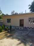 Kelesda ikki uydan iborat hovli sotiladi Продаётся участок с двумя дом