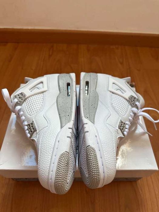 Jordan-4-Retro-White-Oreo EU.44
