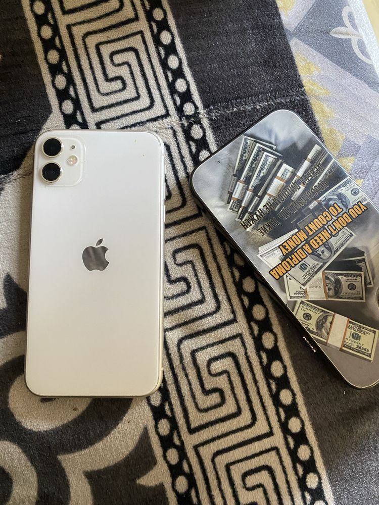 iPhone 11 64 ga 100