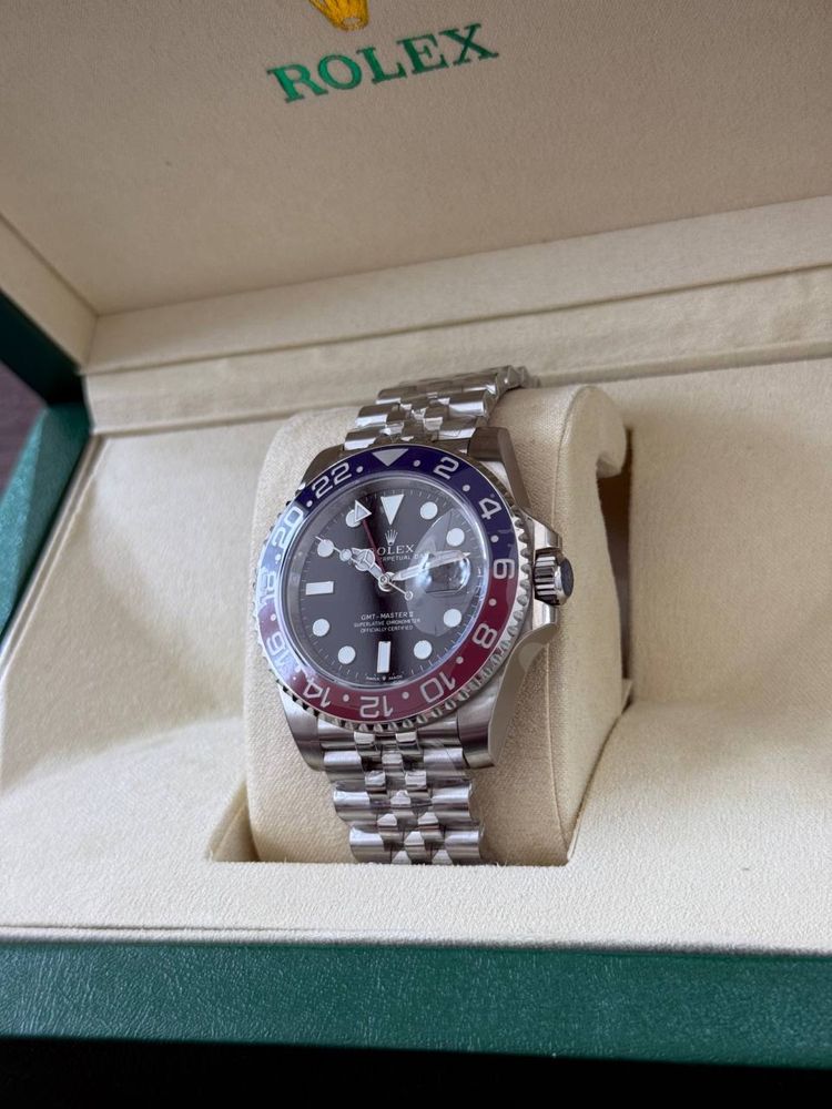 Часы Rolex Pepsi