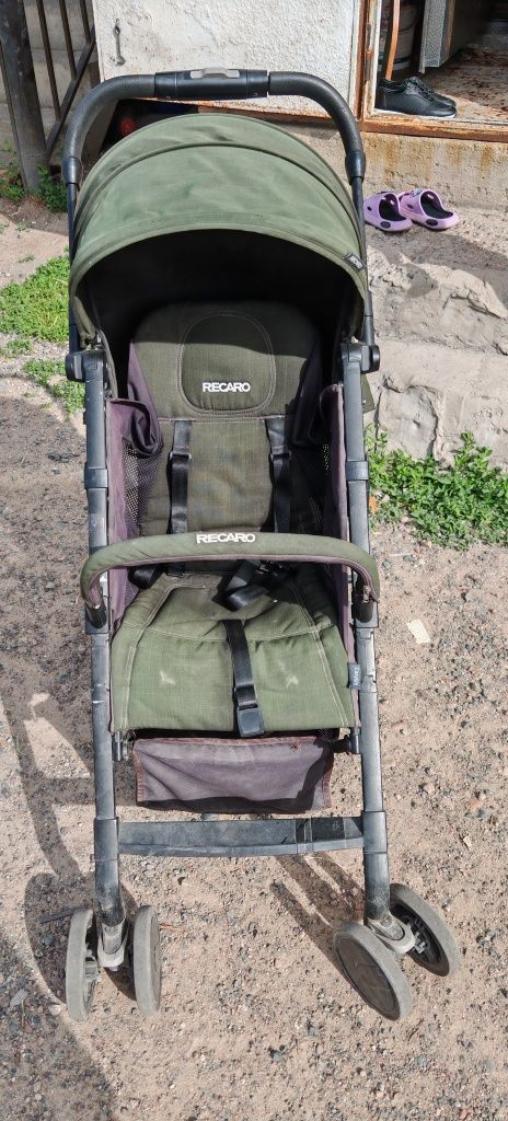 Коляска Recaro прогулочная