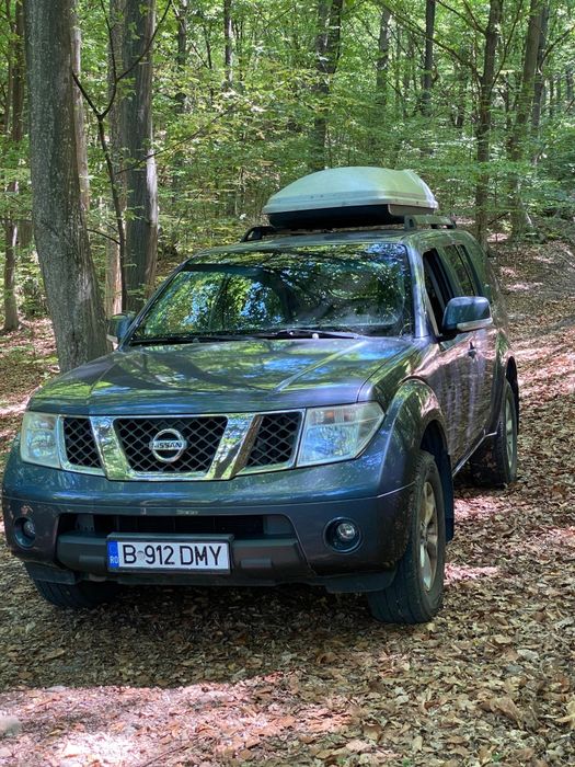 Nissan Pathfinder  2009,7 locuri