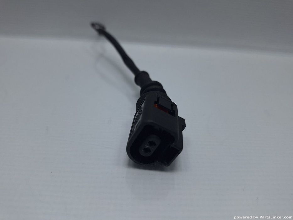 Mufa/conector 2 pini AUDI A4 II (8E2, B6) [ 2000 - 2005 ] 2.0 (ALT) 96KW|130HP OEM 1J0 973 702