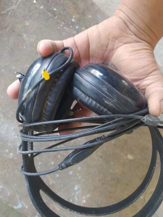 Telefon bilan ishlaydigan quloqchin