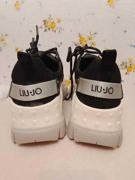 Liu Jo Wave черни сникърси на платформа