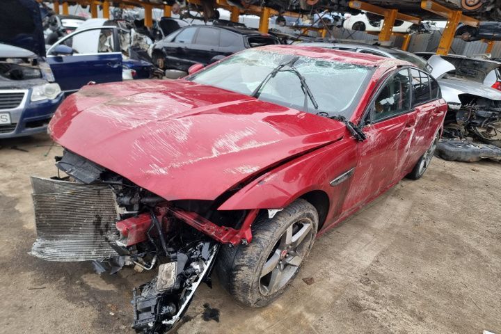 Dezmembrez Jaguar XE X760 , an 2018,, motor 2.0d 180cp ,cod 204DTD  dezmembrari piese cutie de viteze automata