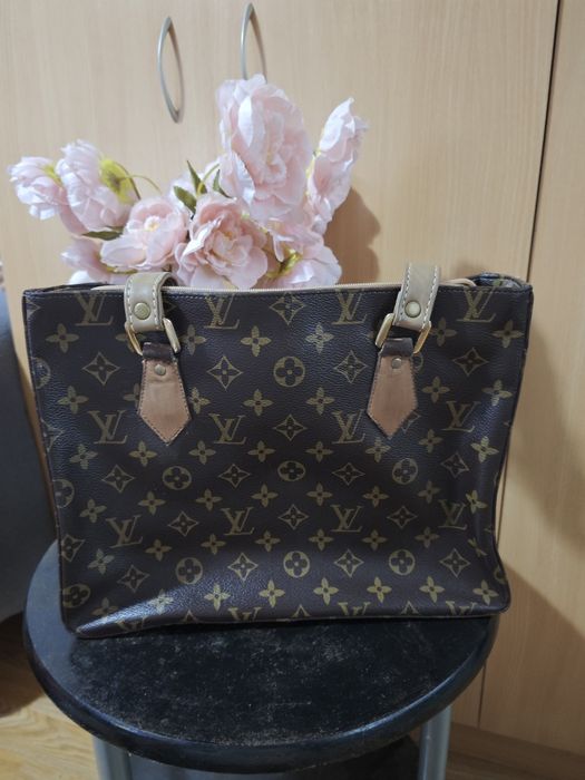Geantă imitație Louie Vuitton